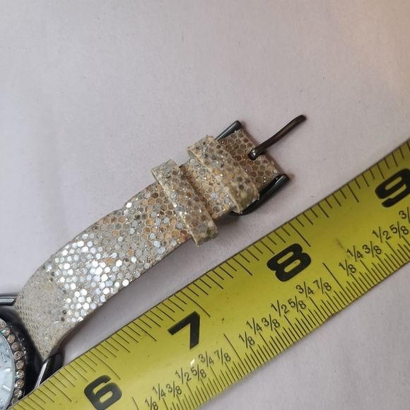 Women's Quartz Sparkly Crystal Accent Watch - Picture 6 of 6